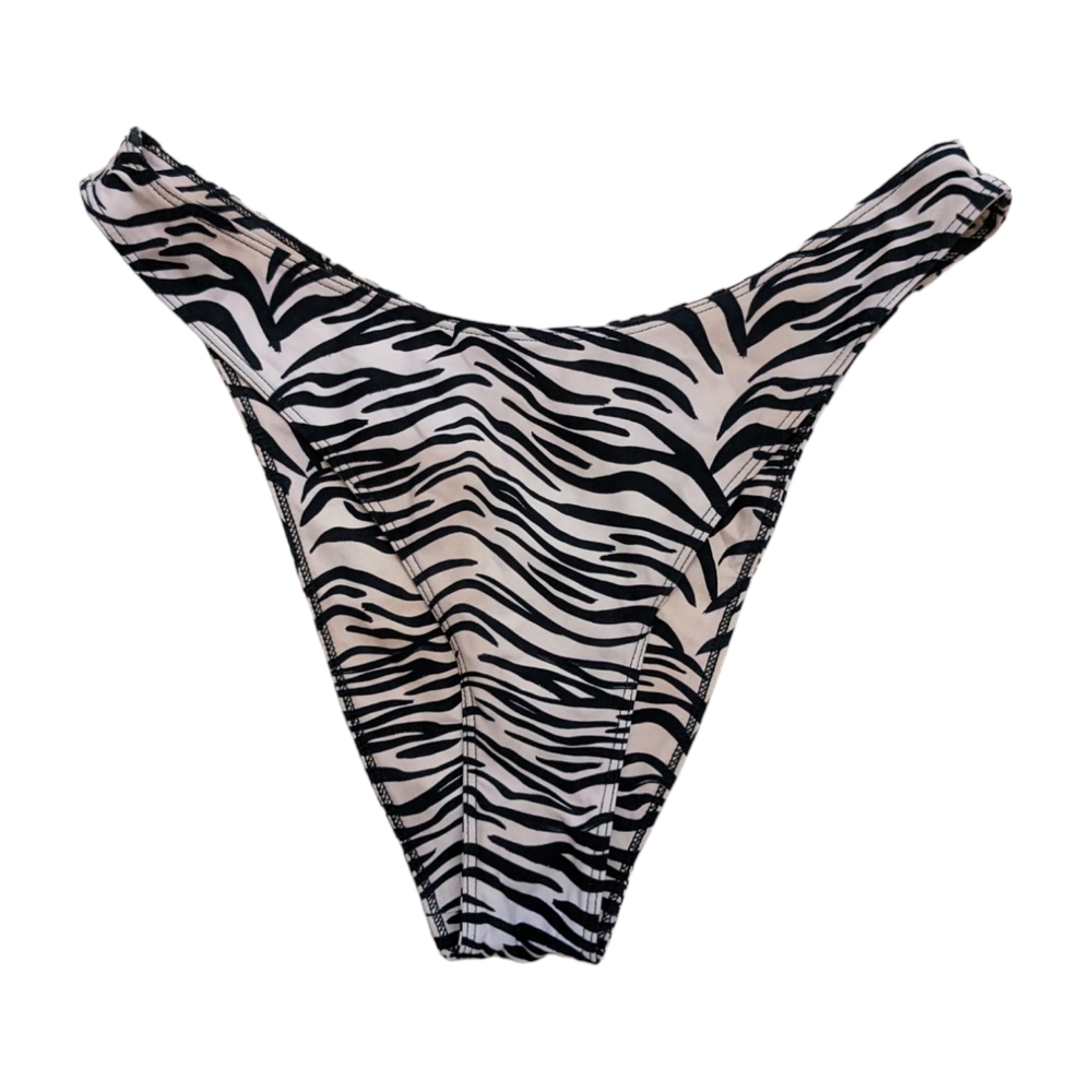 Bamba Swim Bella Bra Bikini Top + Elle Bottom in Tiger – M - Picture 7 of 12